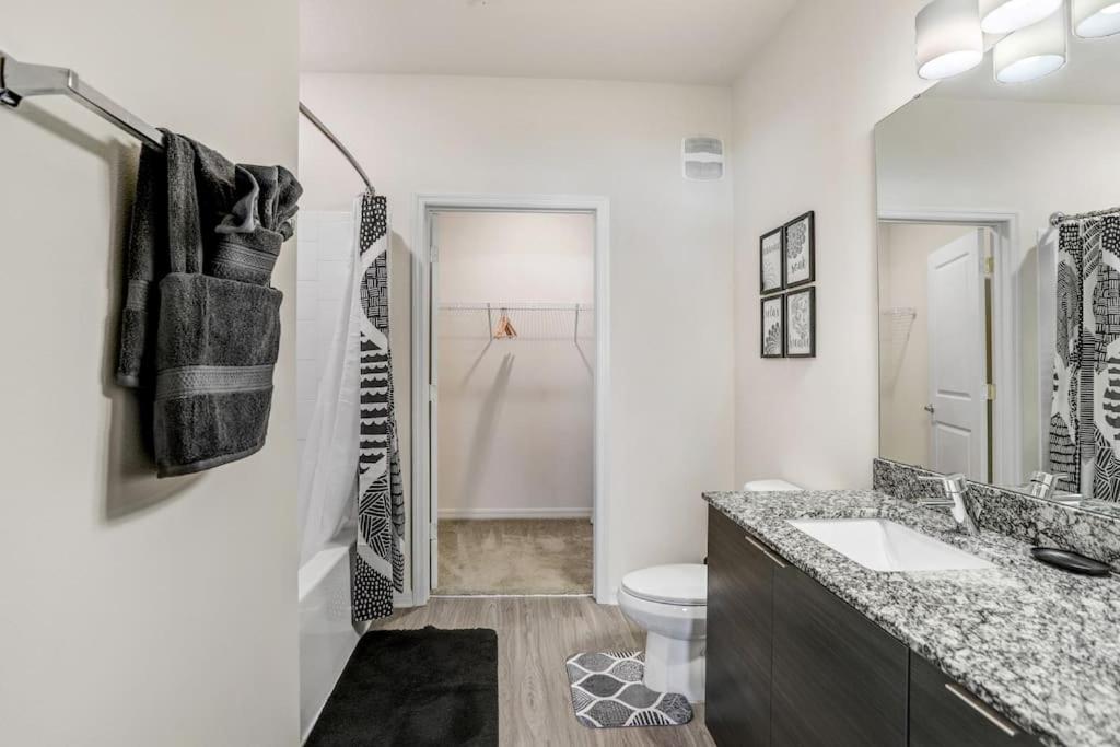 2-Bedroom Eccentric Oasis Tampa Extérieur photo