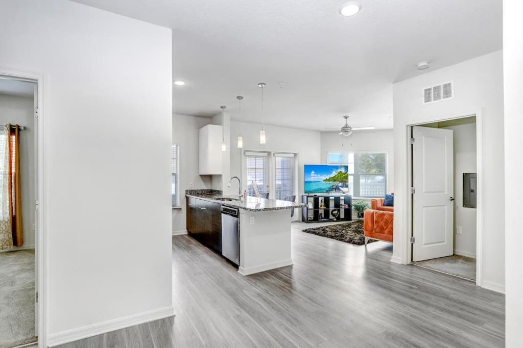 2-Bedroom Eccentric Oasis Tampa Extérieur photo